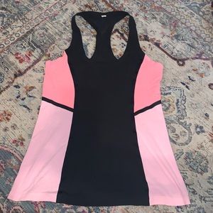 Lululemon workout too